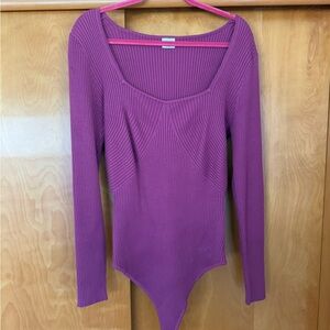 Abercrombie & Fitch Mauve Ribbed Top